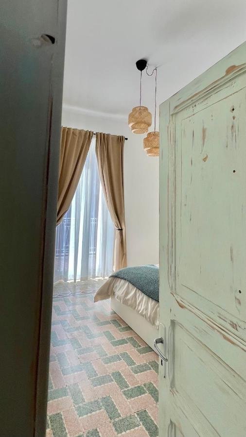Bed and Breakfast Dimora Al Campanile Sannicandro di Bari Exterior foto
