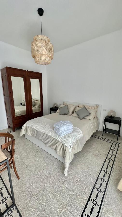Bed and Breakfast Dimora Al Campanile Sannicandro di Bari Exterior foto